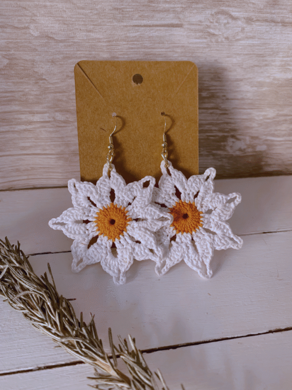 Pendientes Margarita crochet - Imagen 4