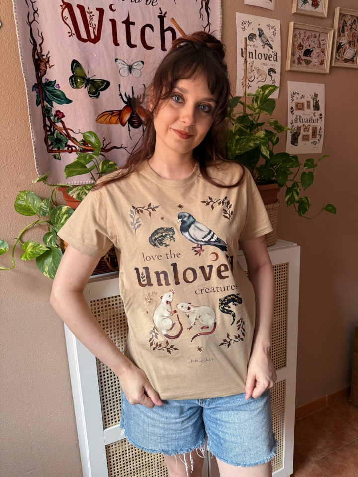 Camiseta "Love the Unloved creatures" - Imagen 2
