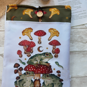 Funda de libro L " Sapos y setas"