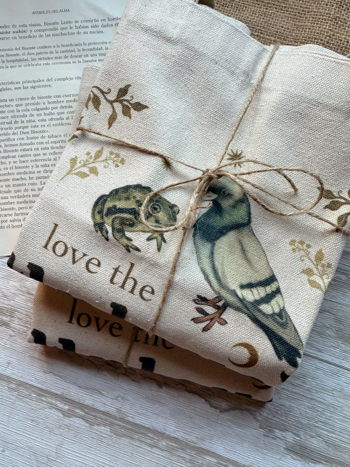 Tote Bag "Love the Unloved Creatures"
