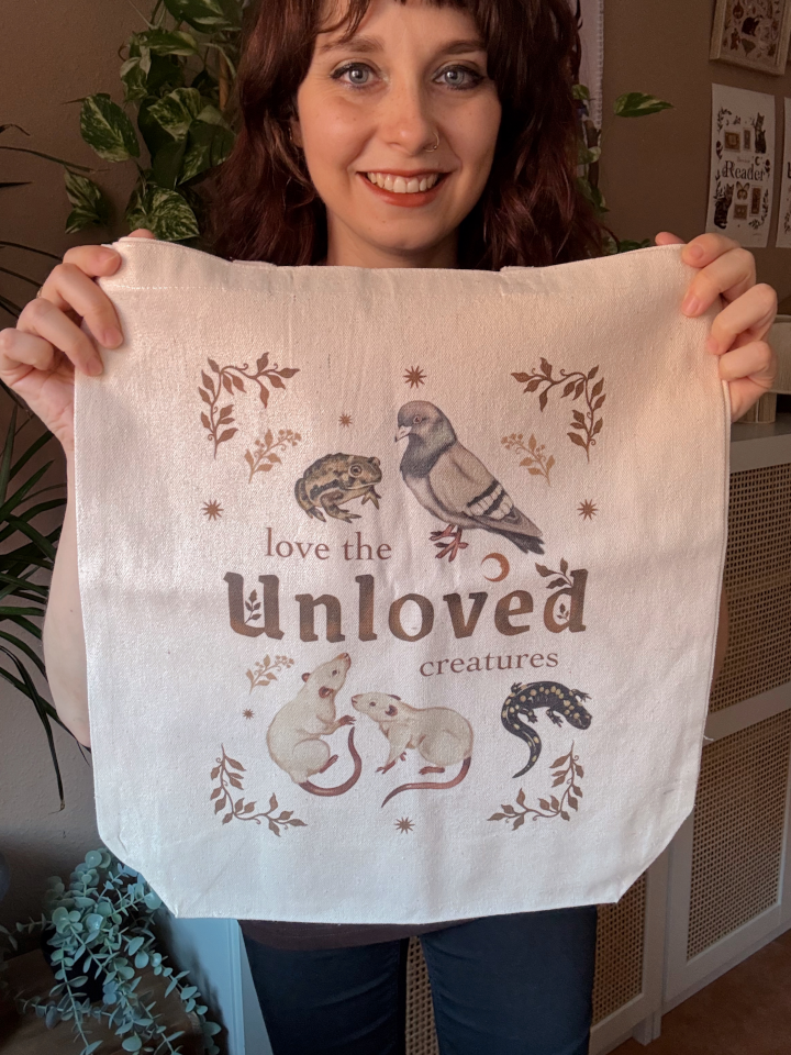 Tote Bag "Love the Unloved Creatures" - Imagen 2