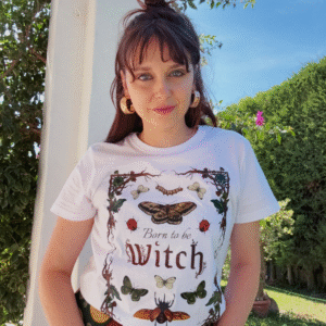 Camiseta "Born to be Witch"