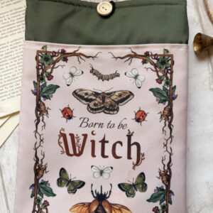Funda de libro L " Born to be Witch"