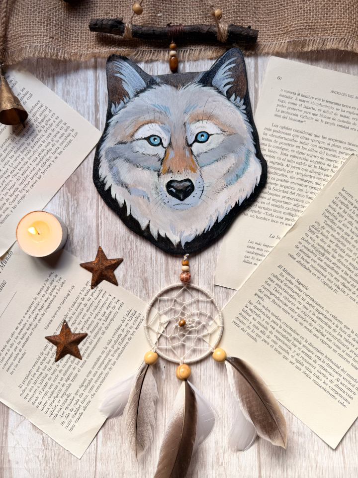 Tótem Lobo con atrapasueños - Imagen 12