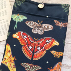 Funda de libro L "Polillas"