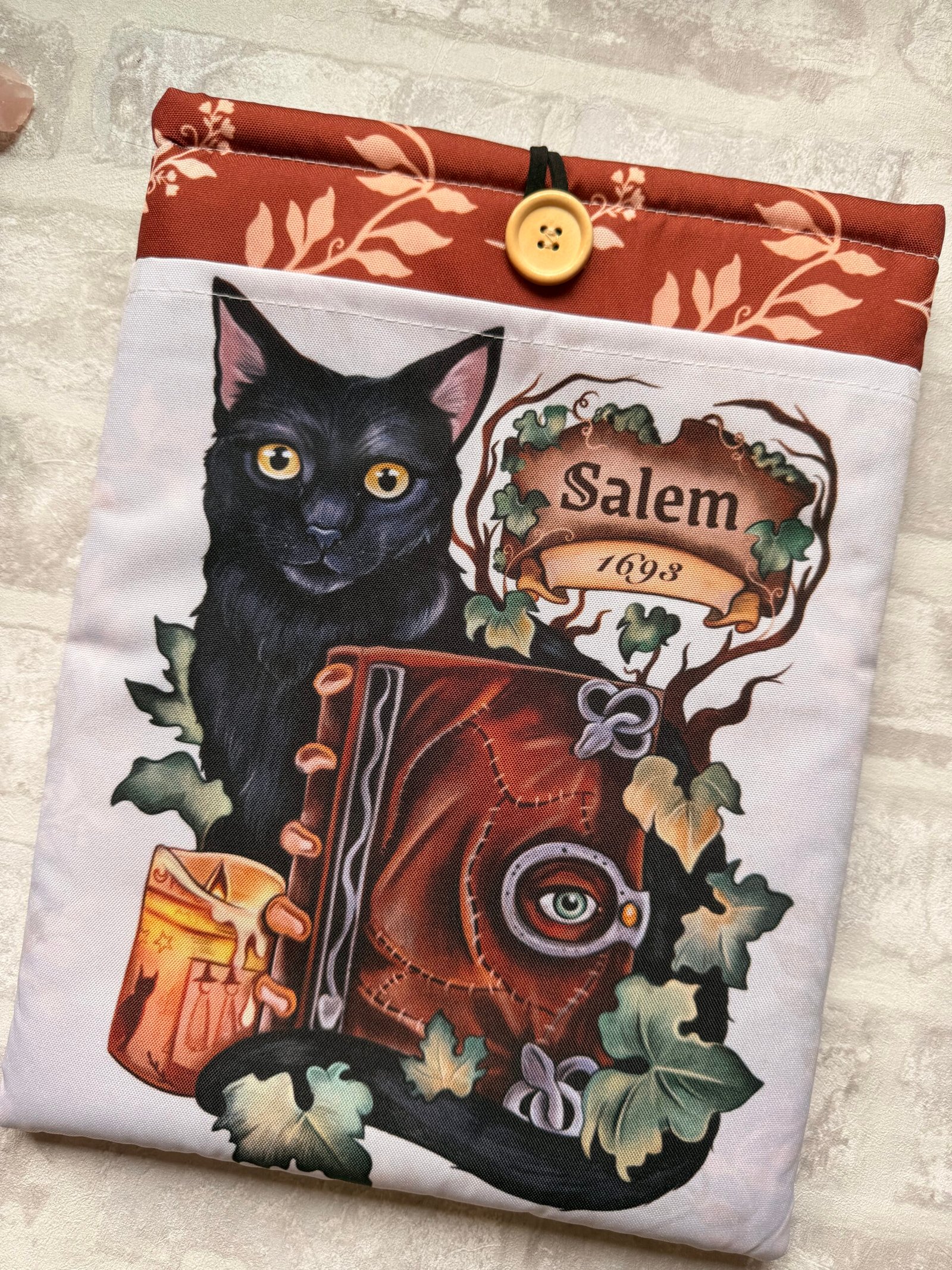 Funda de libro " Salem"
